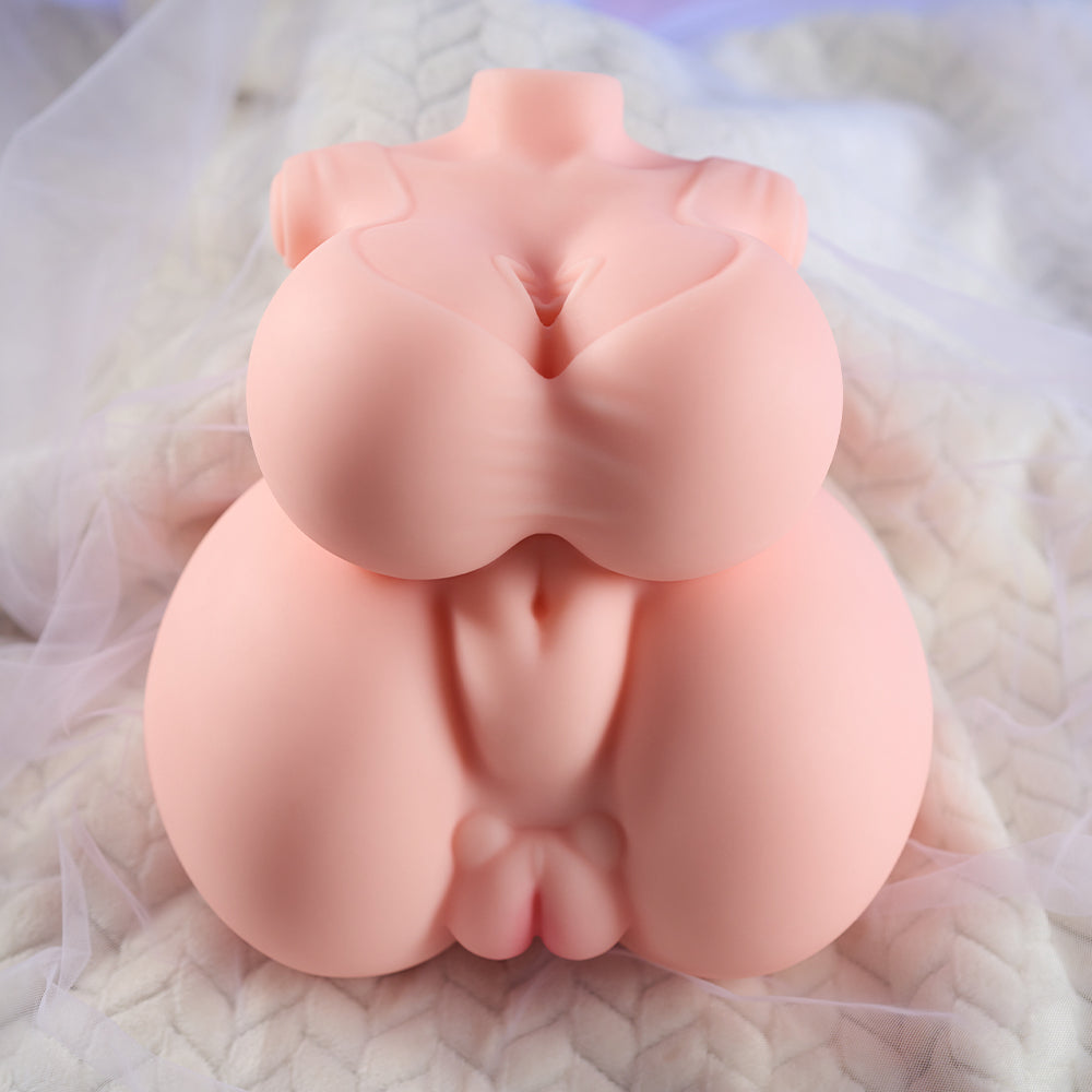 Ellison - latex bust